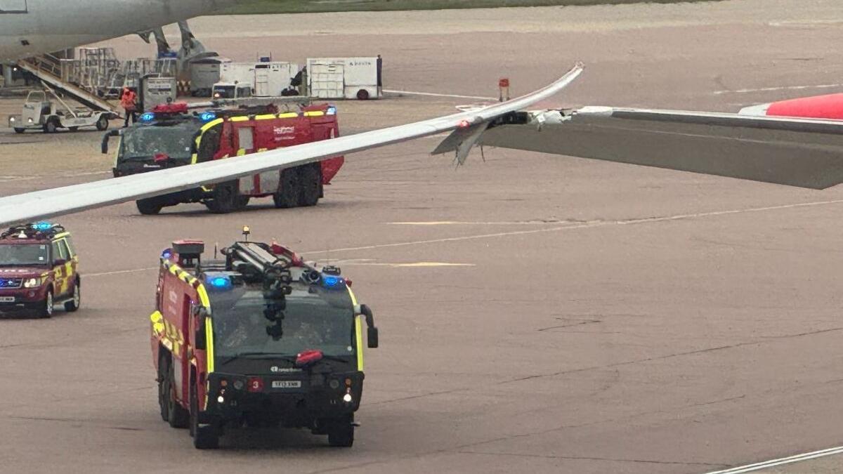 Chocan dos aviones en el aeropuerto de Londres
