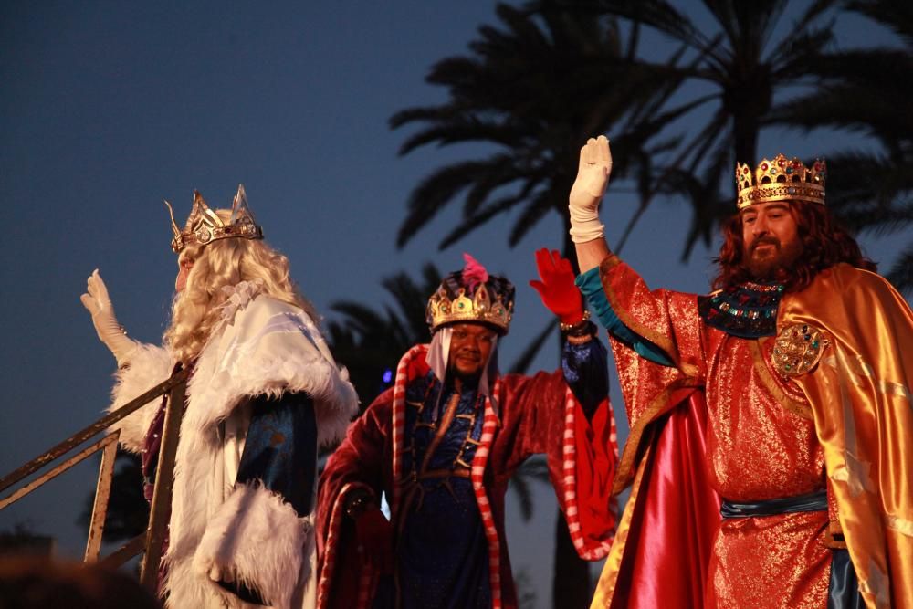 Los Reyes iluminan la noche