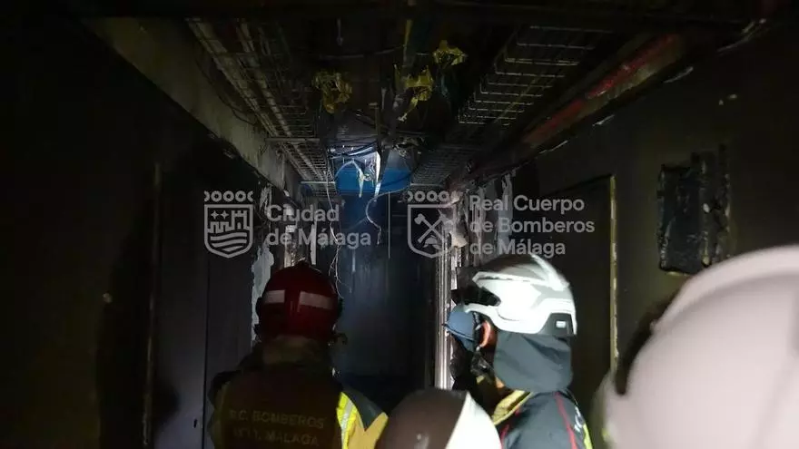 Así ha quedado Le Grand Cafe y el Hotel Ibis en Málaga tras el incendio que los ha arrasado