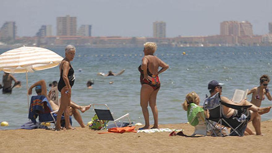 Barcelona, la Manga y la Costa del Sol, los litorales más degradados