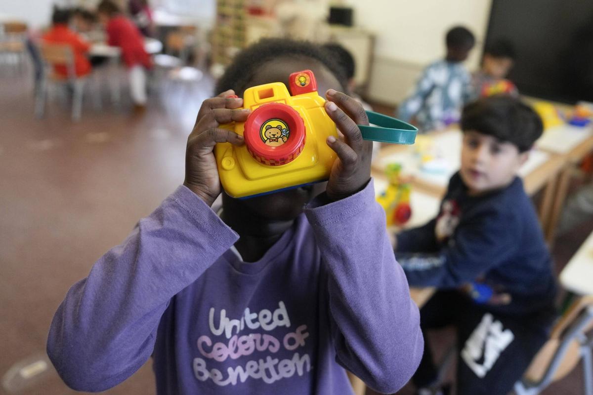 Canovelles 21/01/2025 Escola Jacint Verdaguer de Canovelles. tema sobre la gestión de la diversidad en el aula. escuela educacion infantil colegio aula profesor profesora escolar Fotografía de Ferran Nadeu