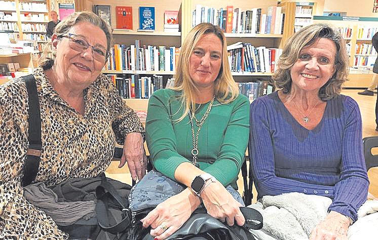 M. Antònia Lledó, M. Antónia Delgado y Margarita Lledó.