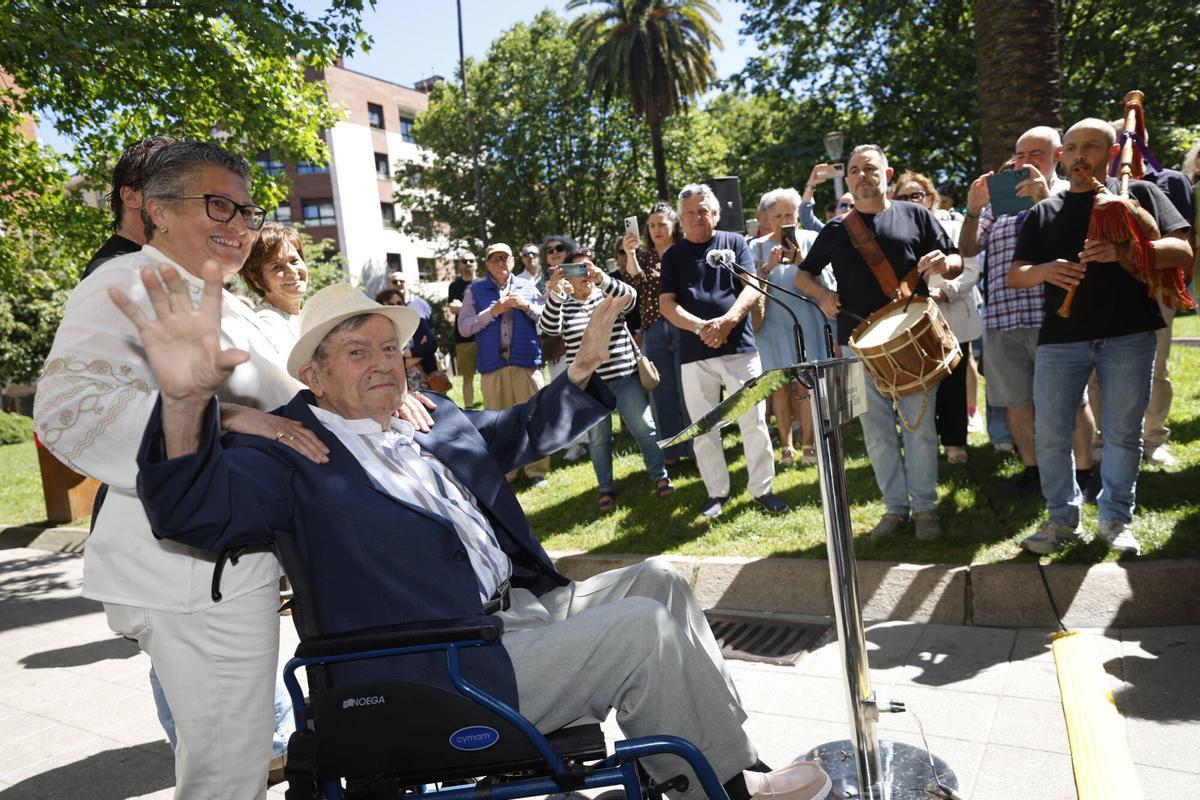 En imágenes: el homenaje de Gijón a "Los Collacios"