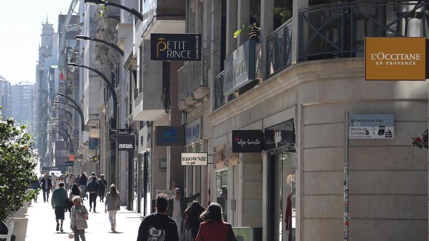 El eje Príncipe-Urzáiz se consolida como uno de los grandes polos comerciales del Noroeste peninsular: solo 5 locales vacíos de 70