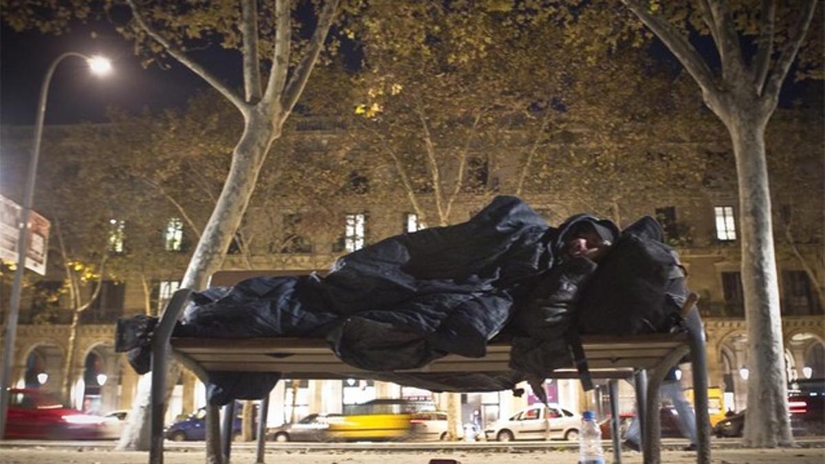 La pobreza en Barcelona, una de las fotografías del especial multimedia de EL PERIÓDICO