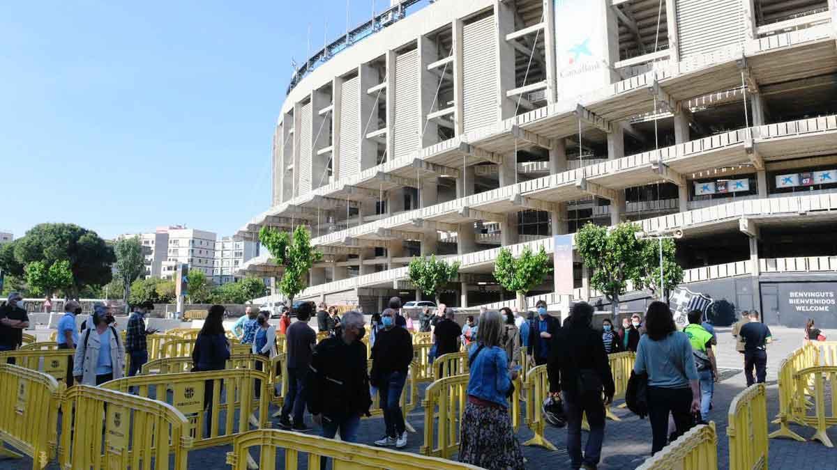 El Camp Nou obre avui com a punt de vacunació El Camp Nou obre avui com a punt de vacunació