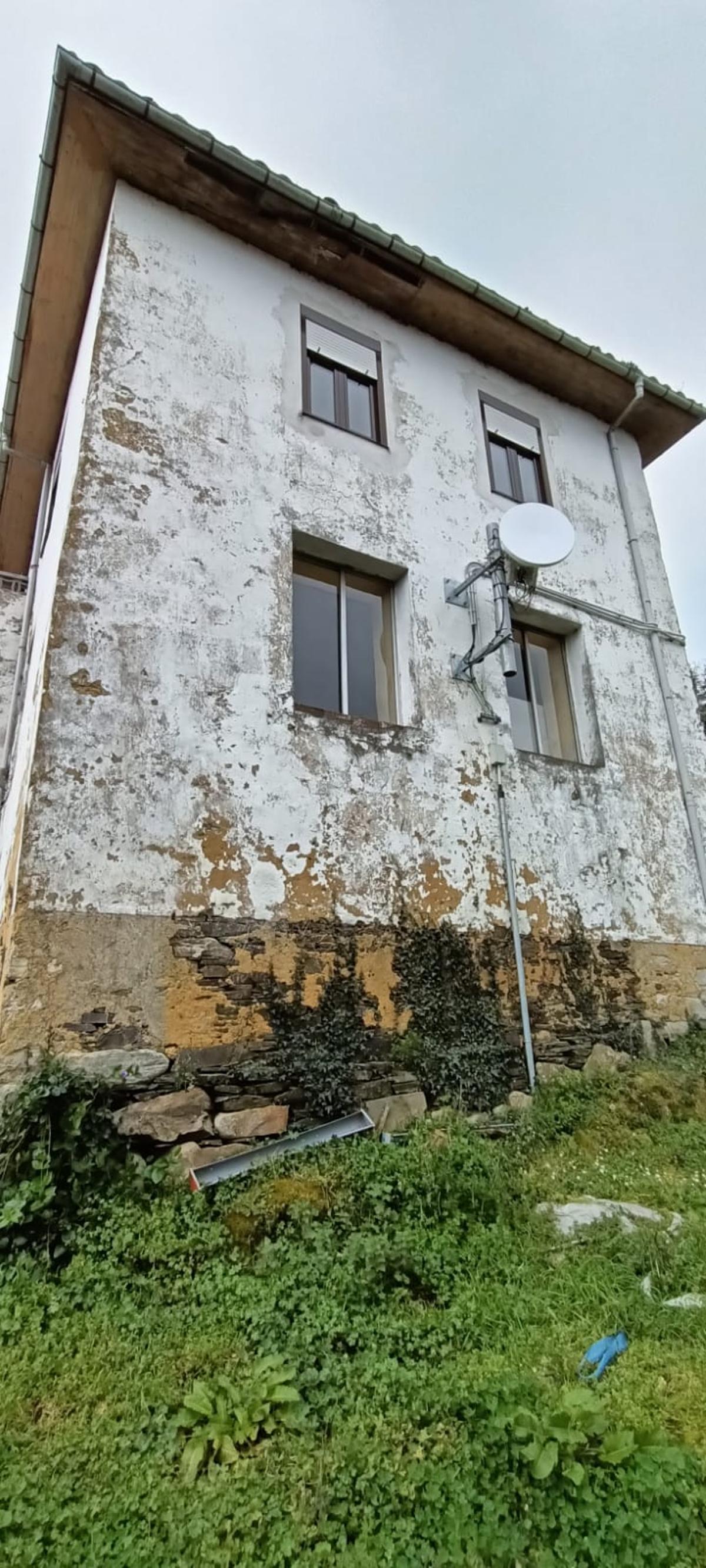 Estado del edificio de la escuela de El Pedregal.