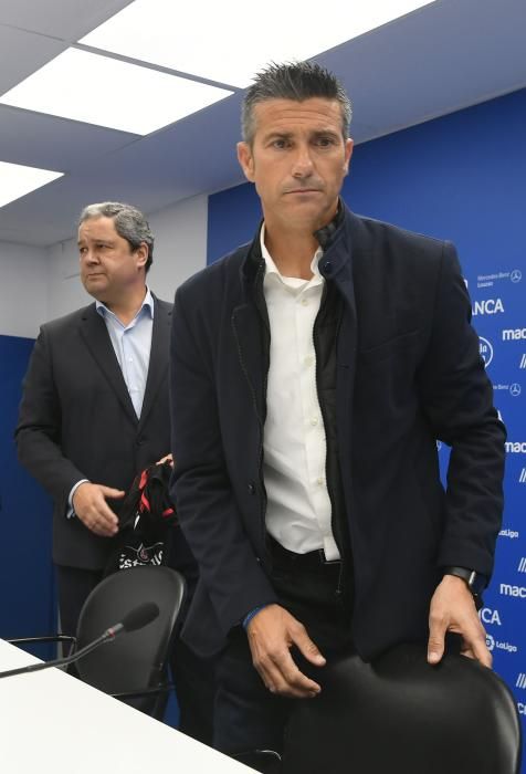 "El objetivo es el ascenso, da igual cómo se consiga", manifiesta el nuevo técnico blanquiazul.