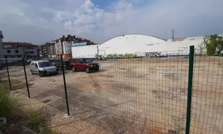 Villaviciosa habilitará un nuevo aparcamiento junto a Mercadona: estas son las características del espacio para estacionar