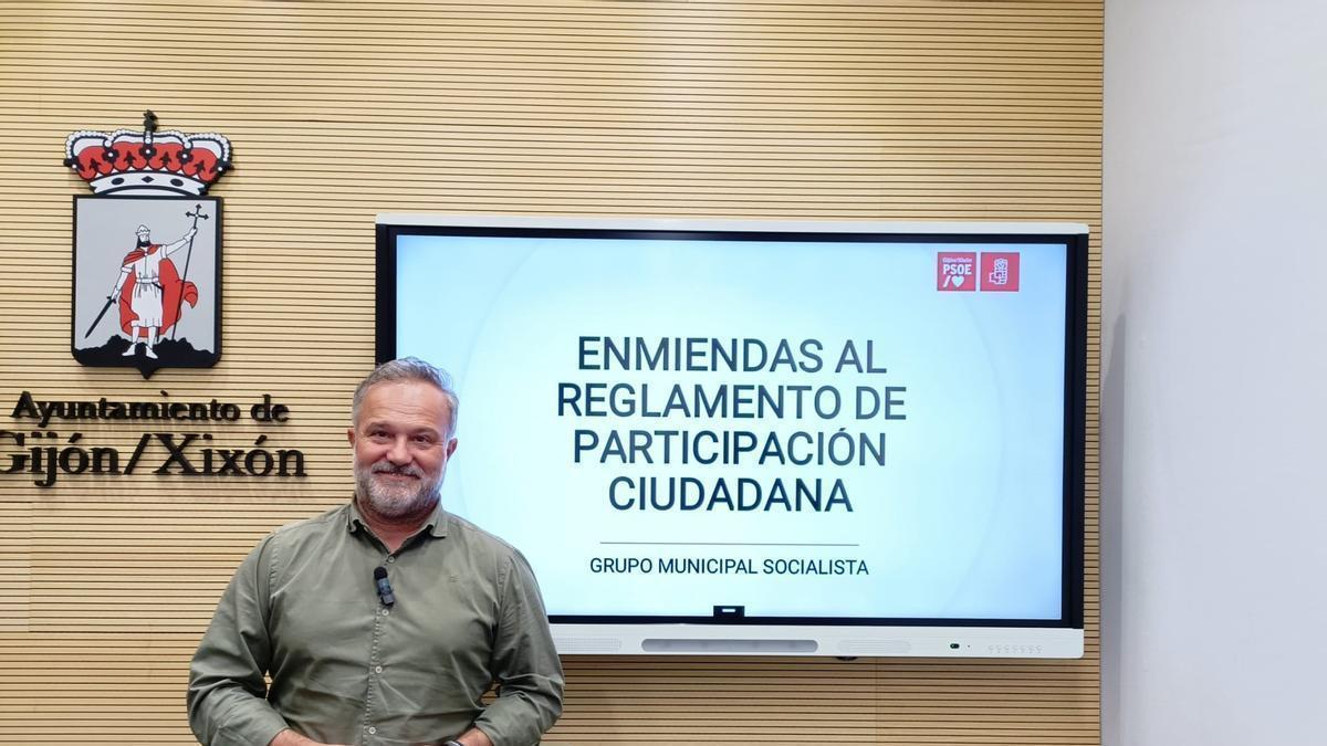 Archivo - El concejal del Grupo Municipal Socialista del Ayuntamiento de Gijón Jacobo López.