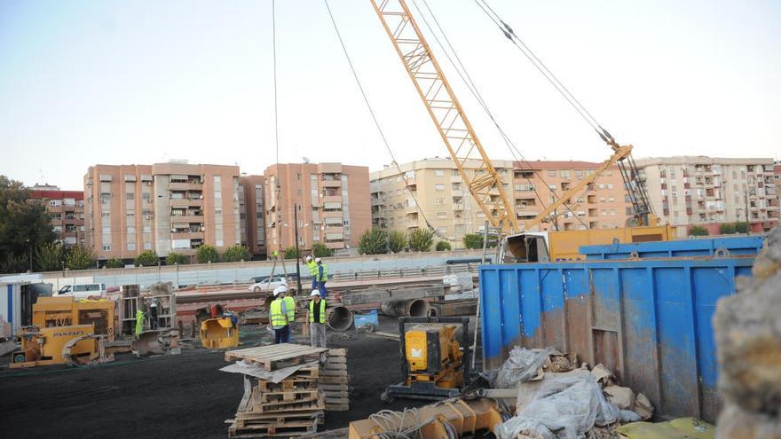 Continúan las obras del AVE.