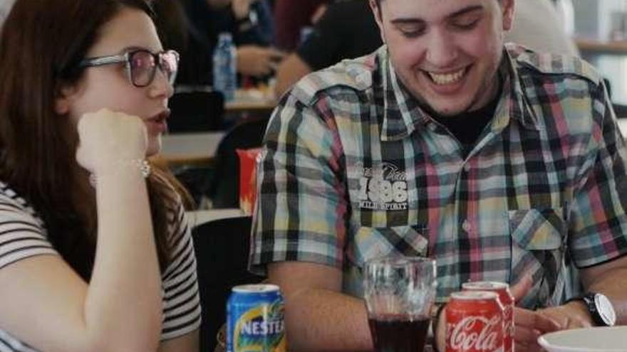 Un fotograma de &quot;Sonrisos transformadores&quot;. // Islandia