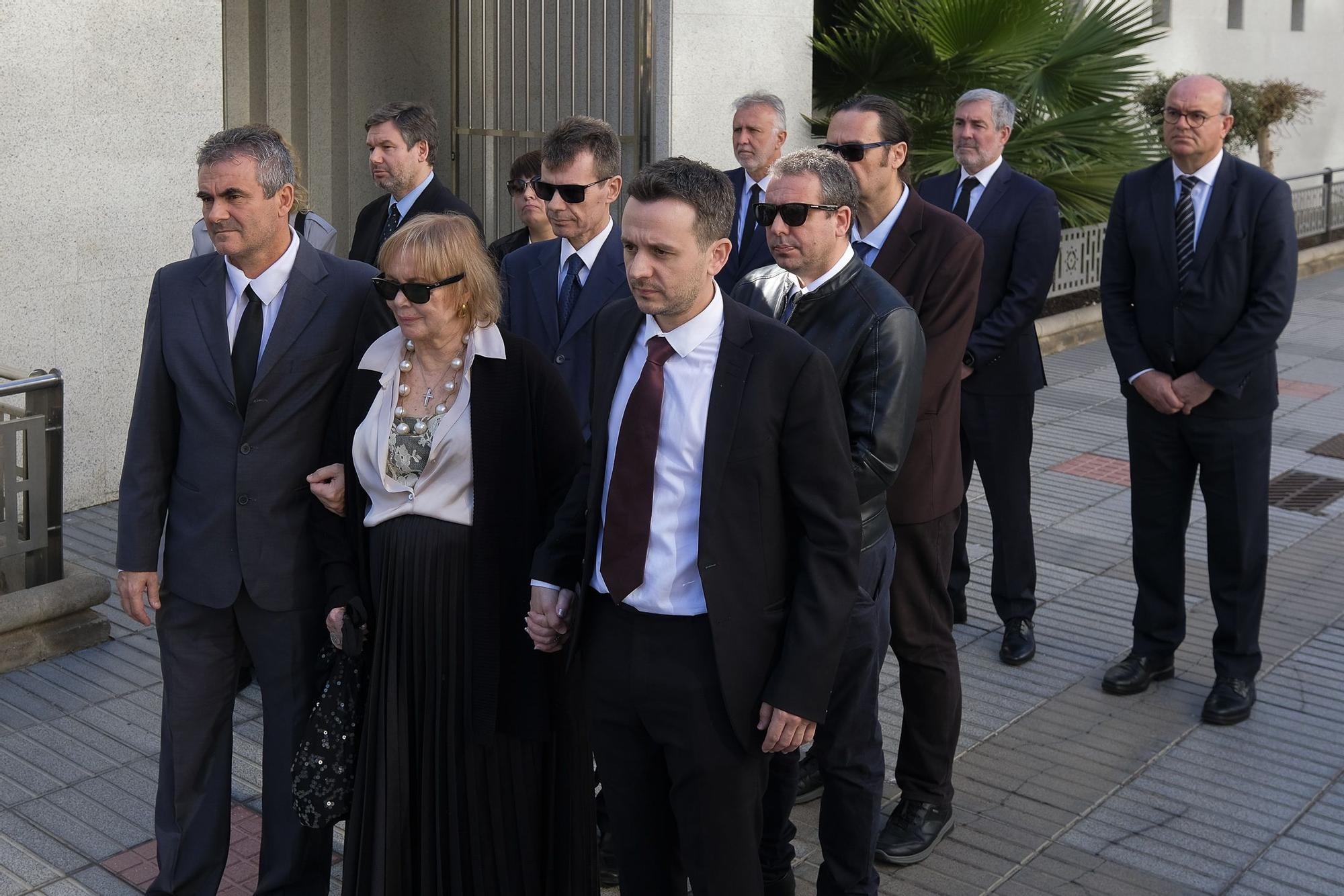 Capilla ardiente y funeral de Lorenzo Olarte