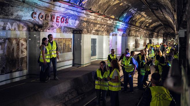 Visita a la estación de metro fantasma de Correos