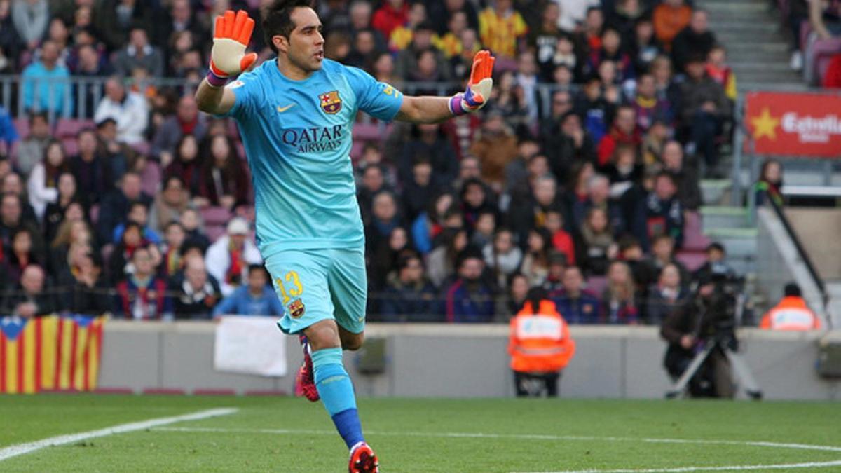 Claudio Bravo habría demandado a Barça y Real Sociedad