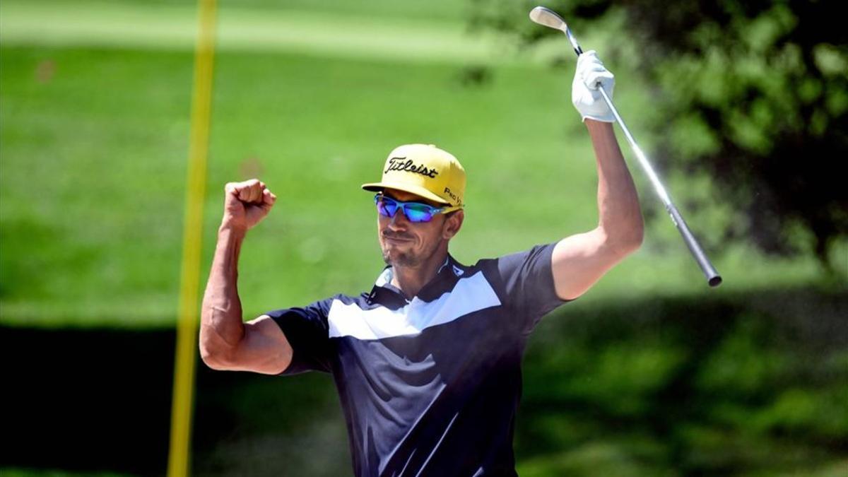 Cabrera-Bello celebró el eagle conseguido en el hoyo 1 de la última vuelta