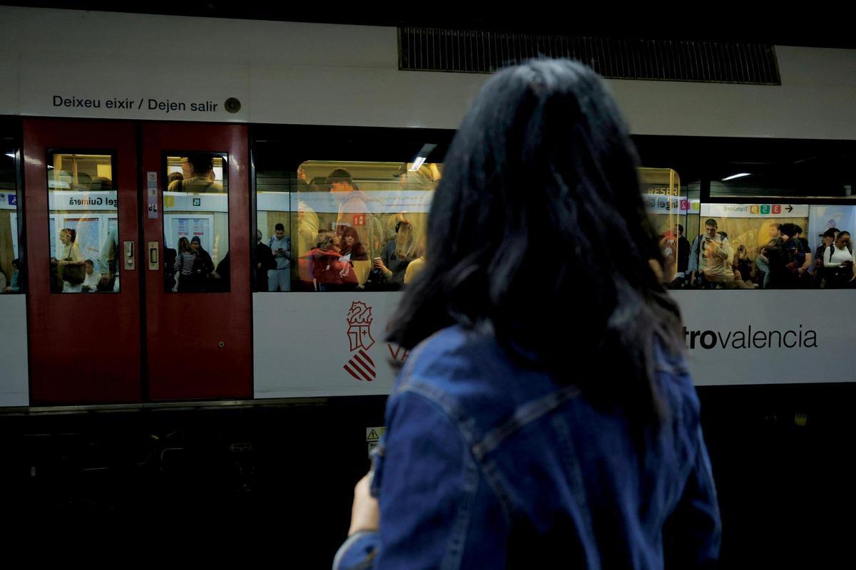 Caos en Metrovalencia: una avería eléctrica interrumpe la circulación en plena jornada de huelga