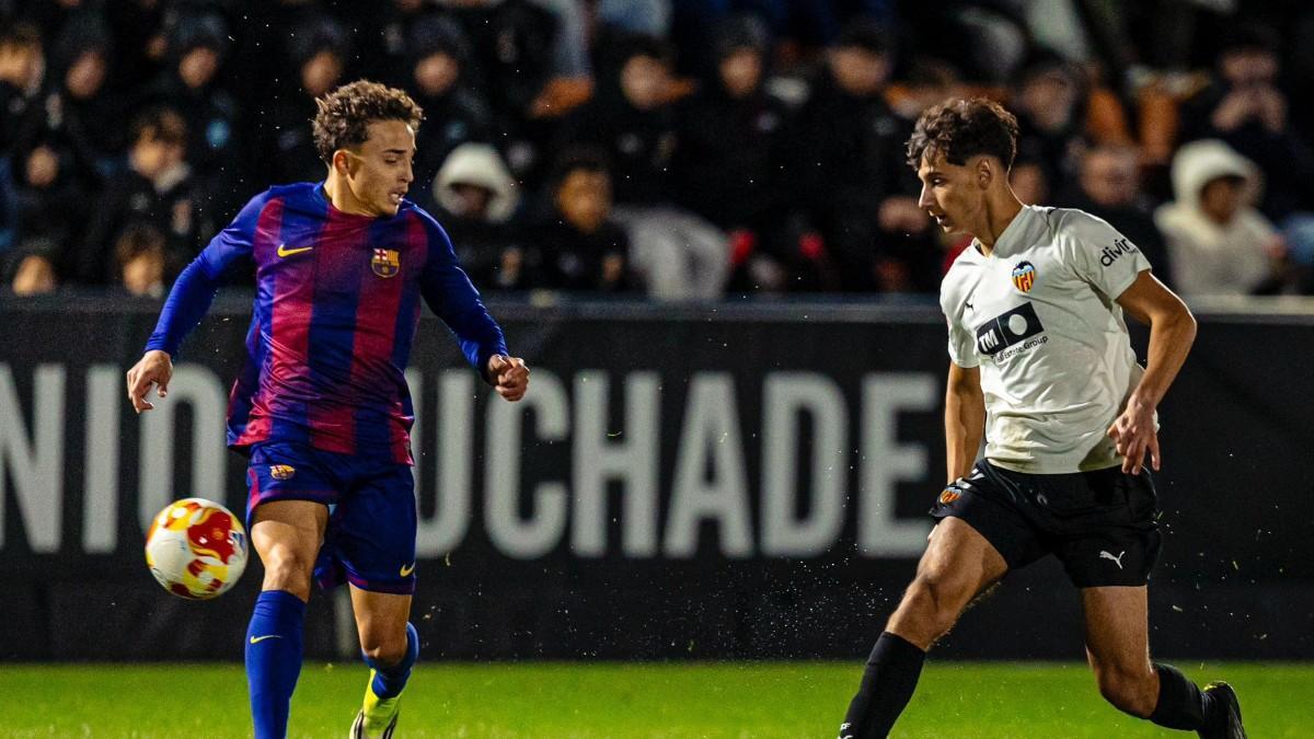 Lorenzo Oertli fue titular en el campo del Valencia