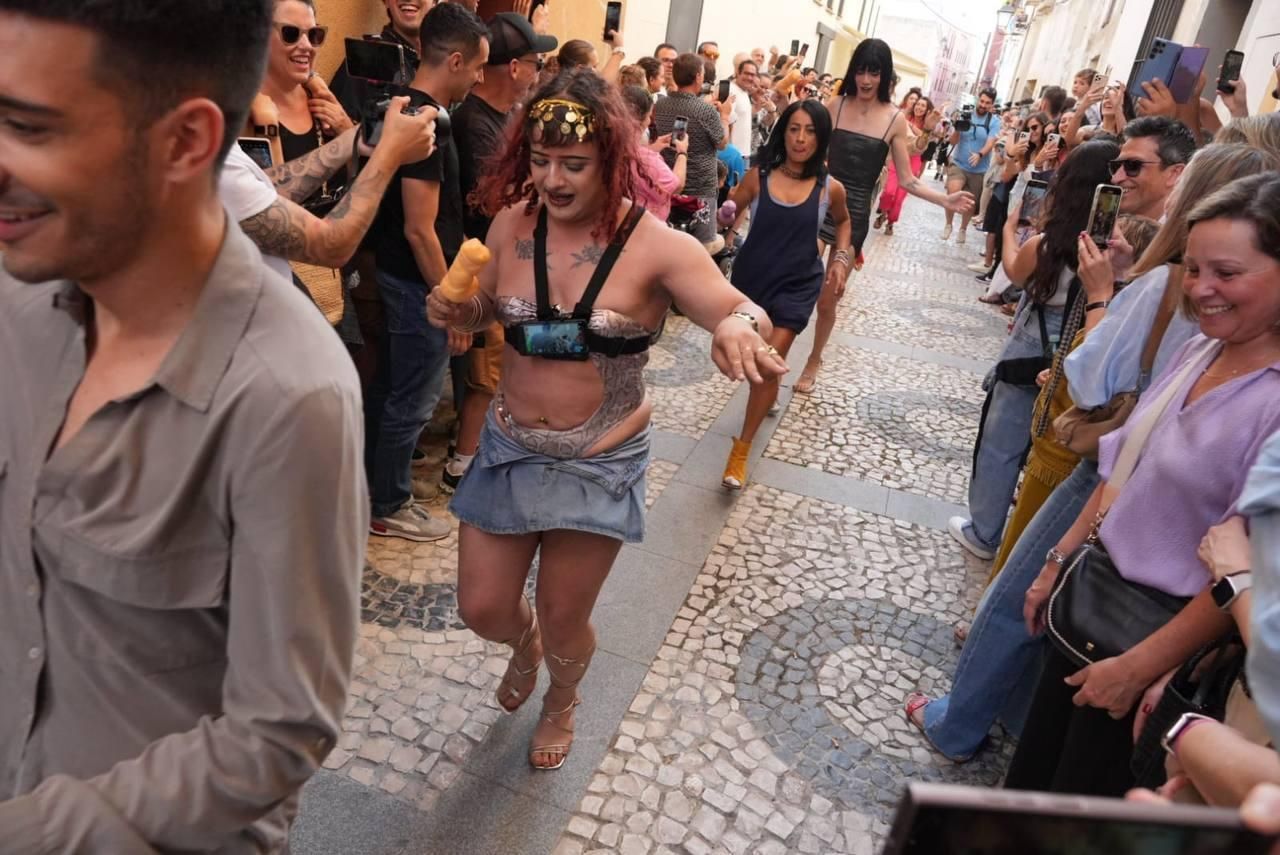 Así ha sido la carrera de tacones en Los Palomos de Badajoz