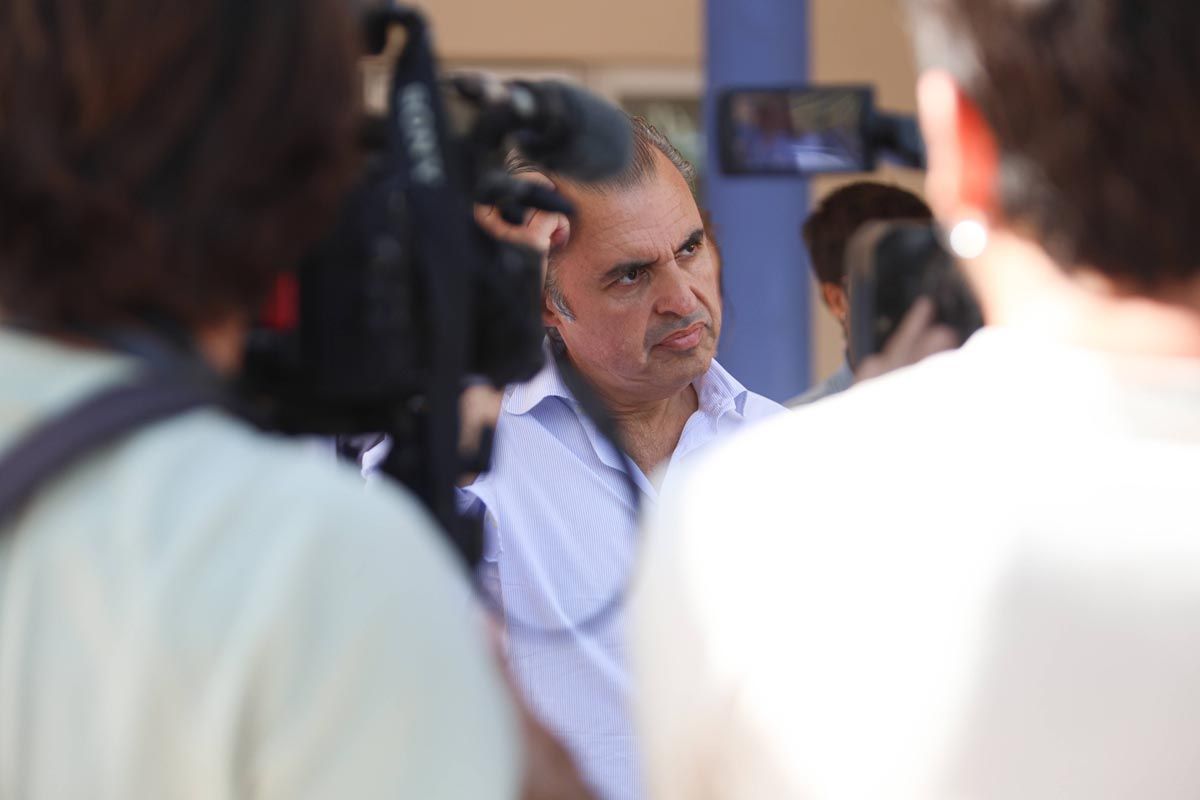 La visita al colegio Can Misses tras las inundaciones, en imágenes