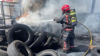 Declarados dos incendios industriales en una empresa de material de aluminio en Nules y un taller mecánico de Onda