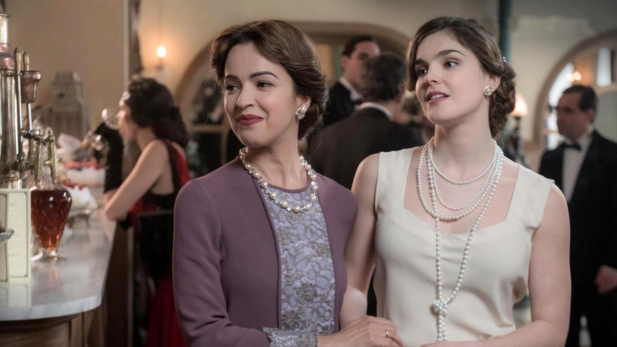 Verónica Sánchez y Sonsoles Ónega desvelan secretos de 'Las hijas de la criada' en El Hormiguero