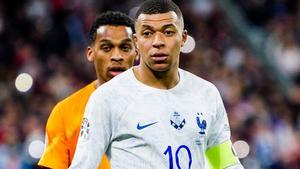 Mbappé: Voy a seguir mi camino, que pasa por superar a Platini