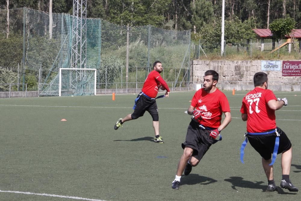 El campo de O Hío acogió una jornada de fútbol sin contacto