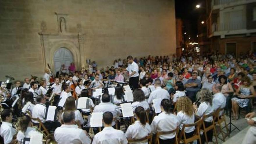 Música en honor a la Virgen de la Asunción