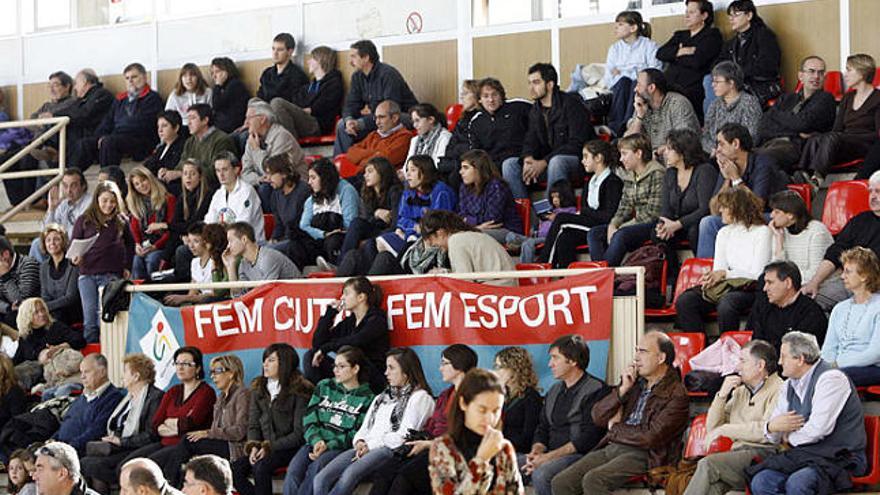 Bon ambient a &quot;l&#039;exili&quot; del pavelló de Palau