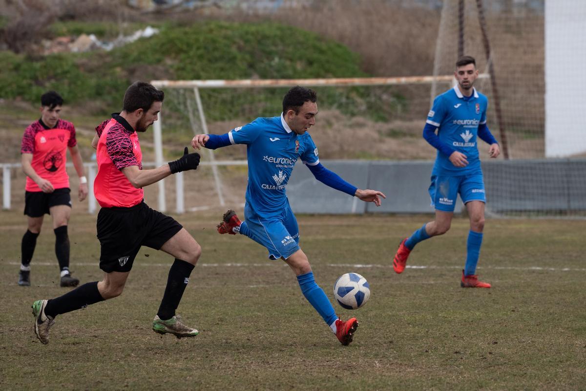 Imagen de un encuentro del CD Villaralbo en Los Barreros.