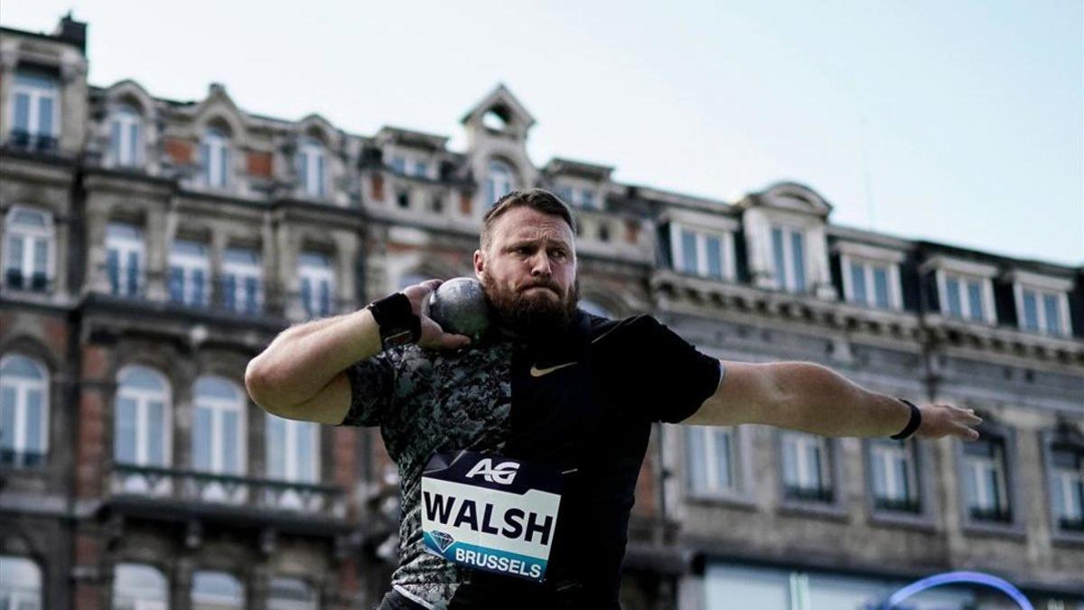 Tomas Walsh en la final de lanzamiento de peso de la Liga Diamante en Bruselas