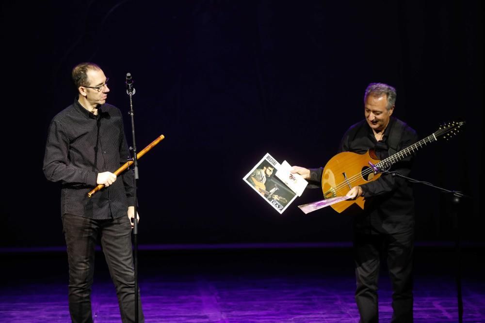 Zamora canta a Joaquín Díaz