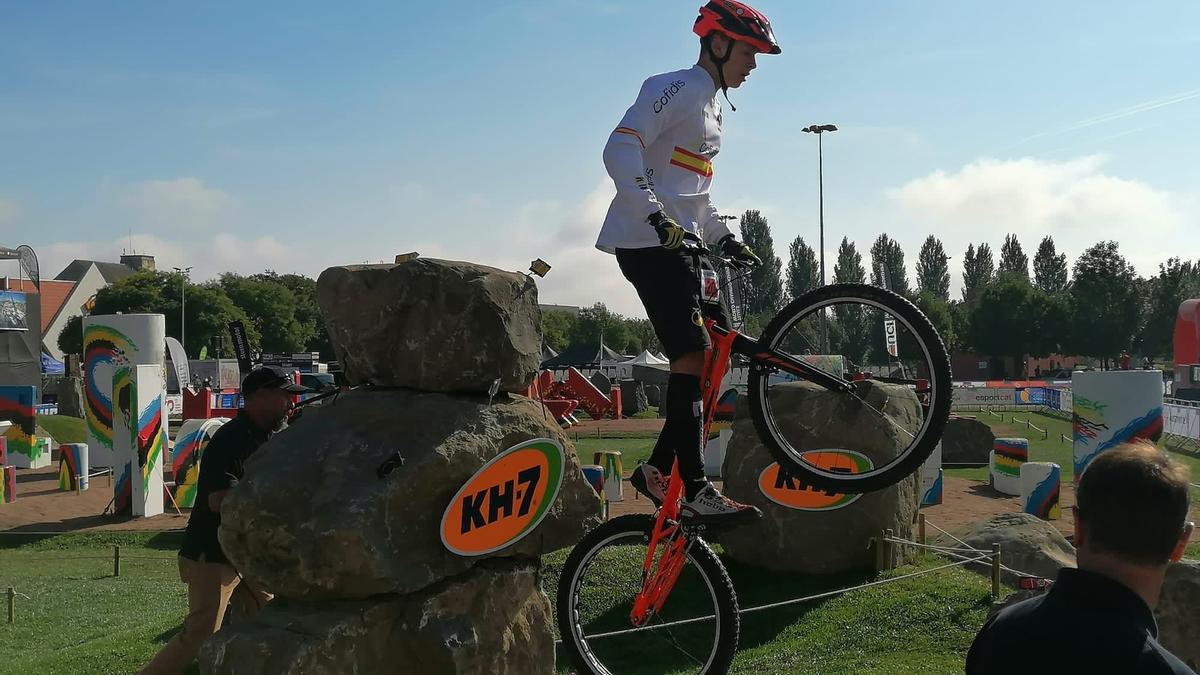 Dani Cegarra, doble campeón del mundo de trial bici