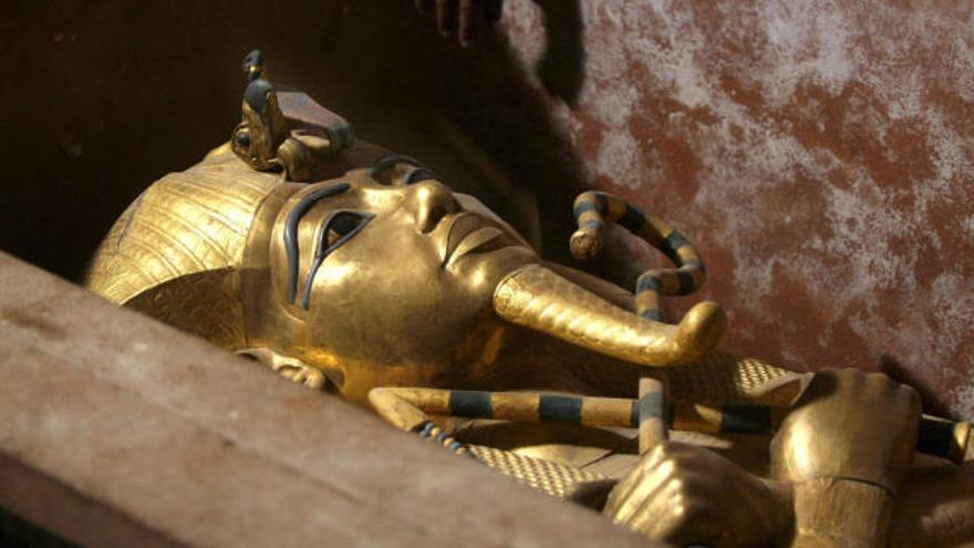El sarcófago de oro del Faraón Tutankhamun