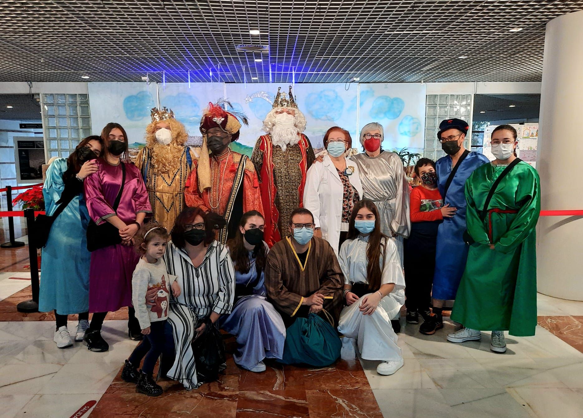 Los Reyes Magos, en los hospitales de Alicante y Sant Joan