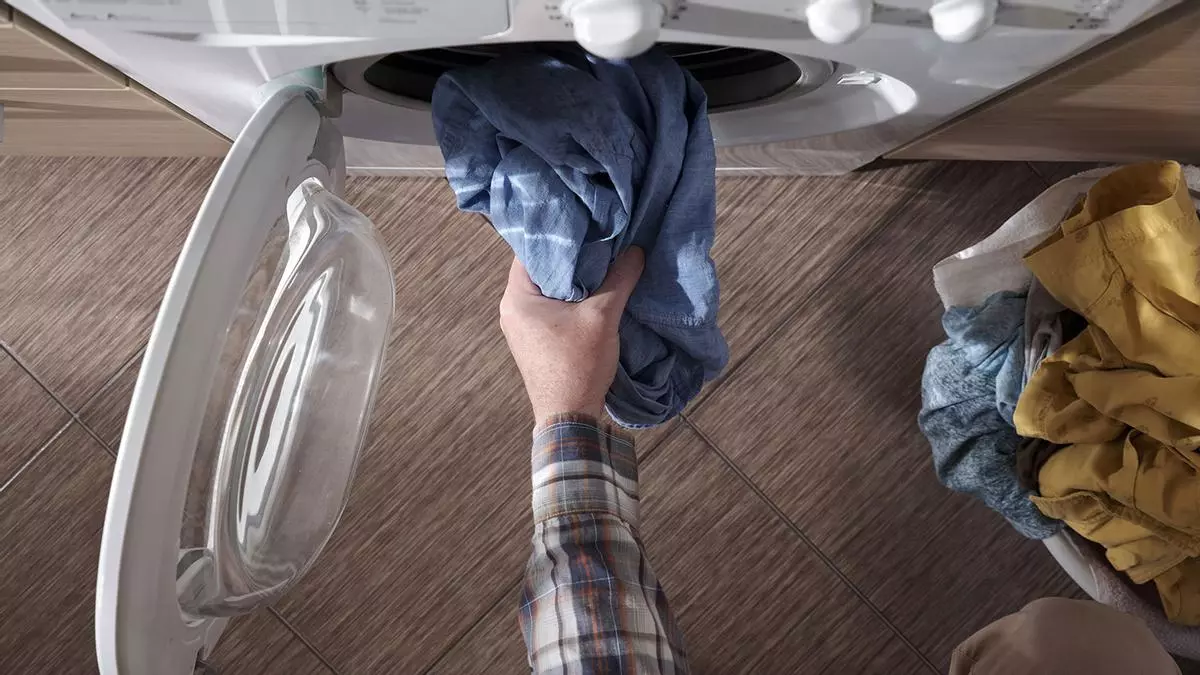 La cucharada en la lavadora para tener la ropa limpia y ahorrar en la factura