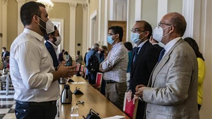 La línea del campus se refuerza desde hoy con tres autobuses