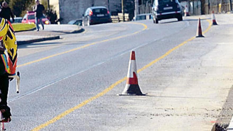 Los ciclistas se movilizan para conseguir el carril bici en La Corredoria