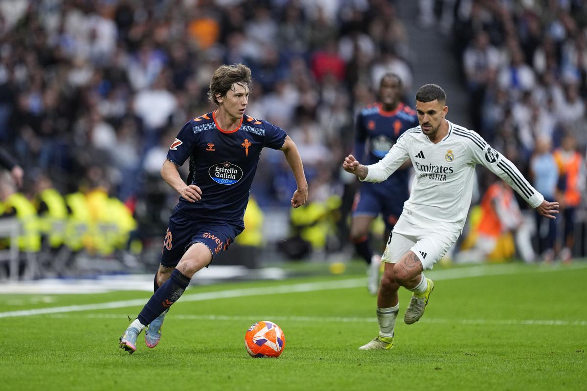 Fer Lopez of Celta de Vigo in action during the Spanish League, LaLiga EA Sports, football match played between Real Madrid and RC Celta de Vigo at Santiago Bernabeu stadium on May 04, 2025 in Madrid, Spain. AFP7 04/05/2025 ONLY FOR USE IN SPAIN. Oscar J. Barroso / AFP7 / Europa Press;2025;SOCCER;SPAIN;SPORT;ZSOCCER;ZSPORT;Real Madrid v RC Celta de Vigo - LaLiga EA Sports;