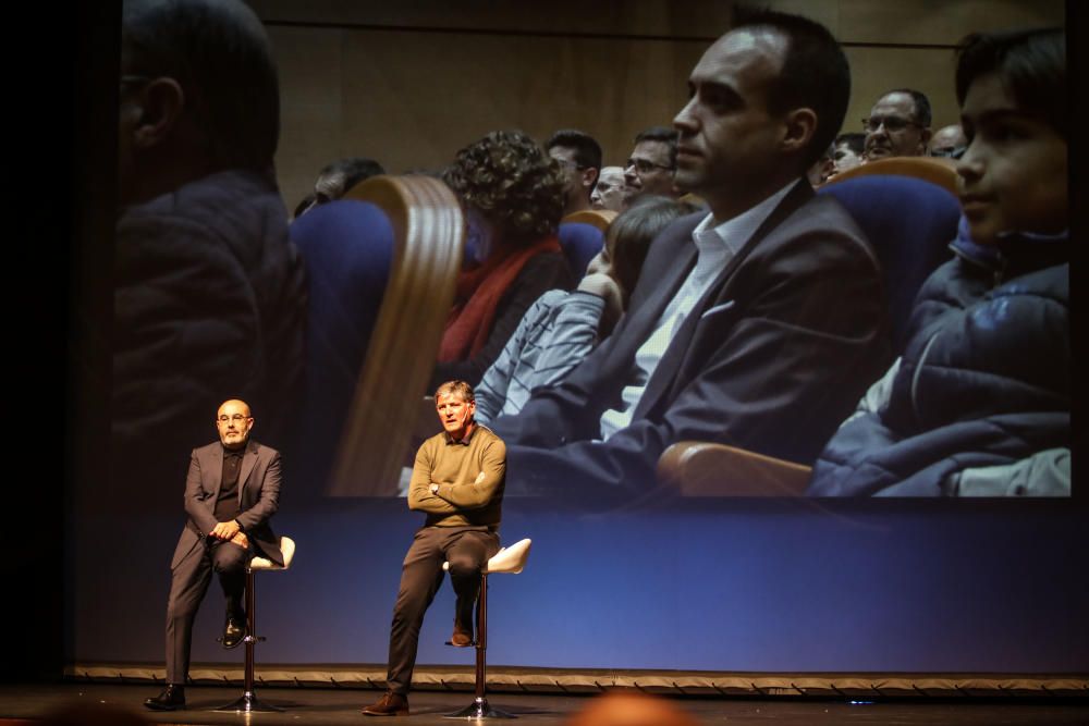 Toni Nadal llena el Teatro Calderón de Alcoy