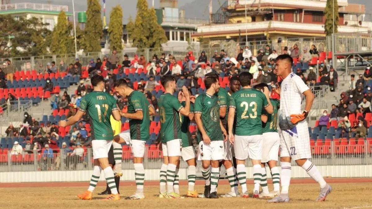 El Cacereño festeja un gol en Nepal en 2022.