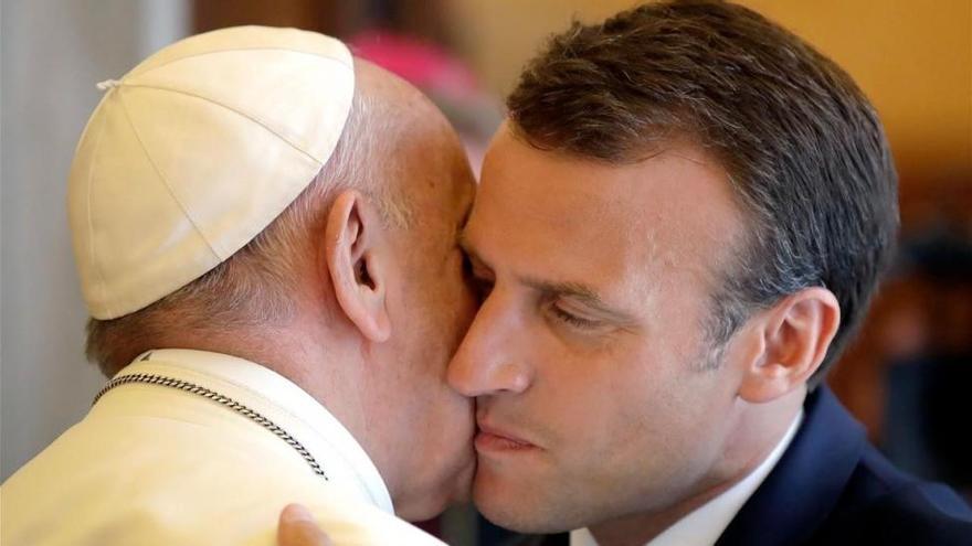Macron visita al Papa en plena crisis sobre la política migratoria europea
