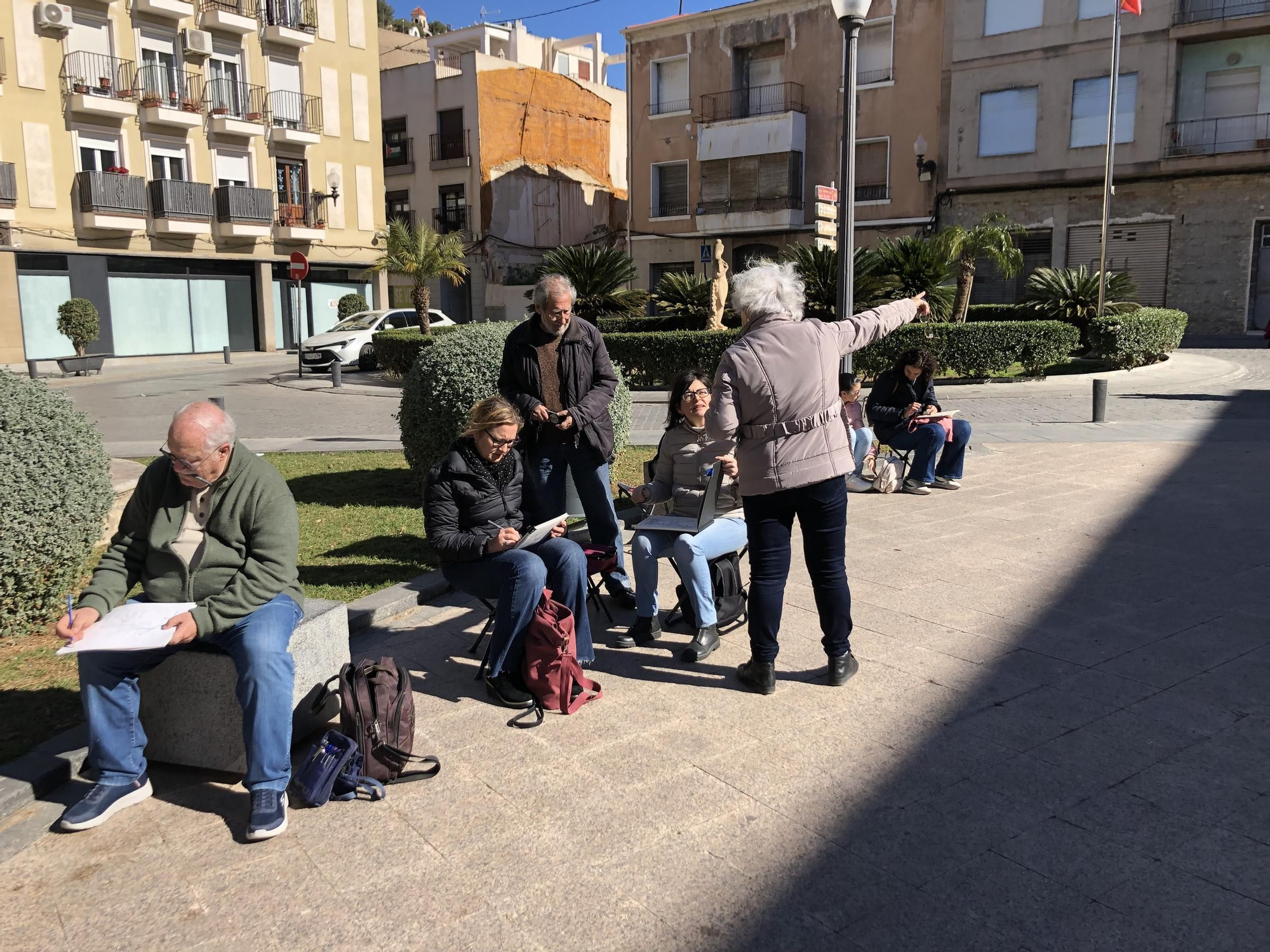 Orihuela vista a pie de calle por 31 dibujantes urbanos