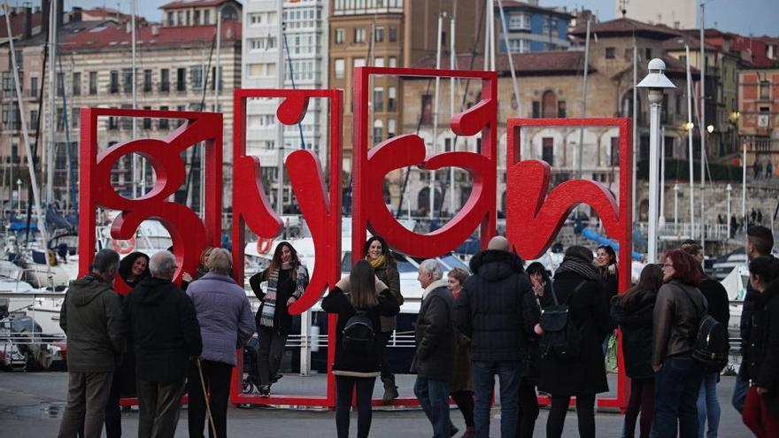 Turistas en Gijón