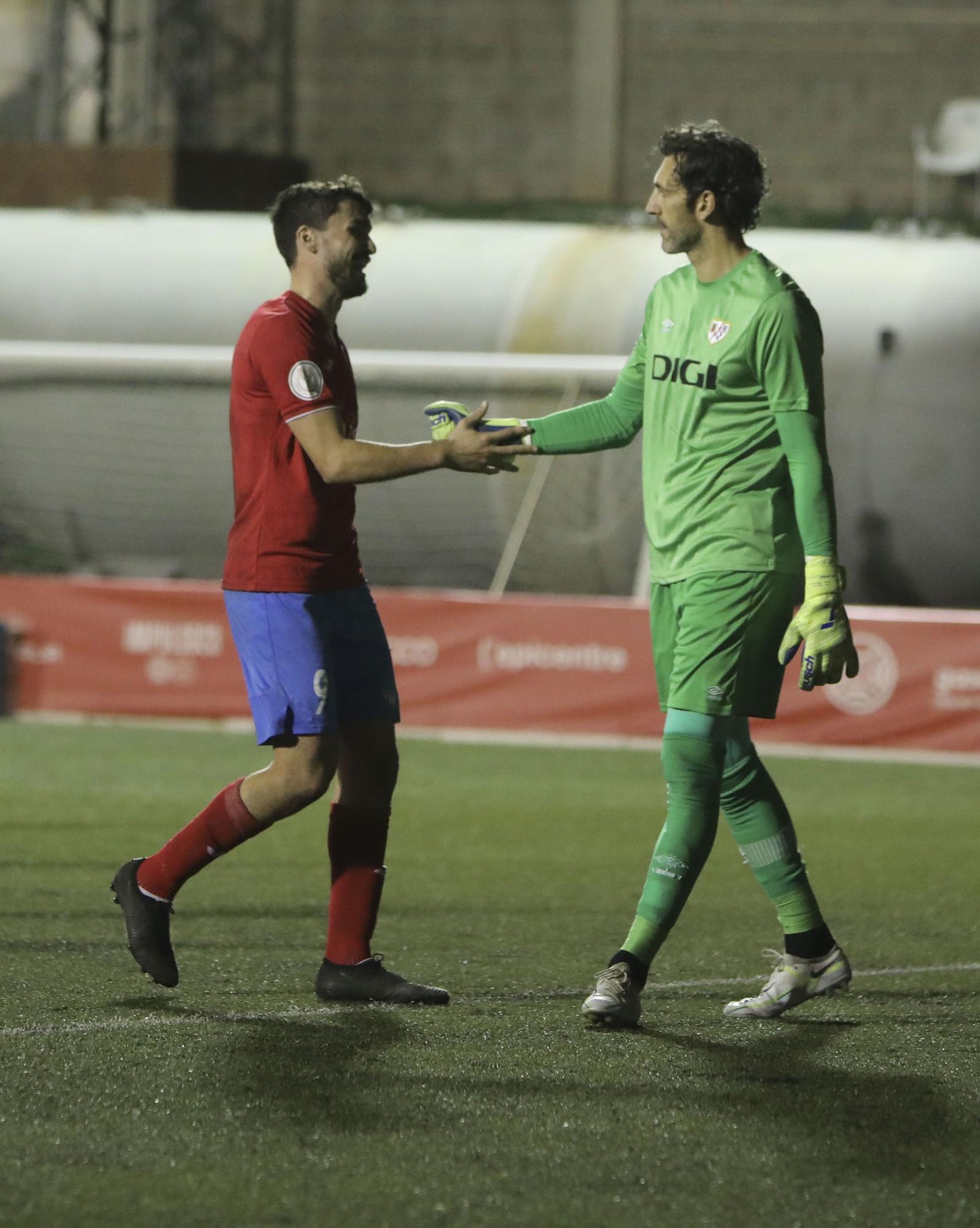 Las mejores fotos del Atlético Saguntino - Rayo Vallecano de Copa del Rey