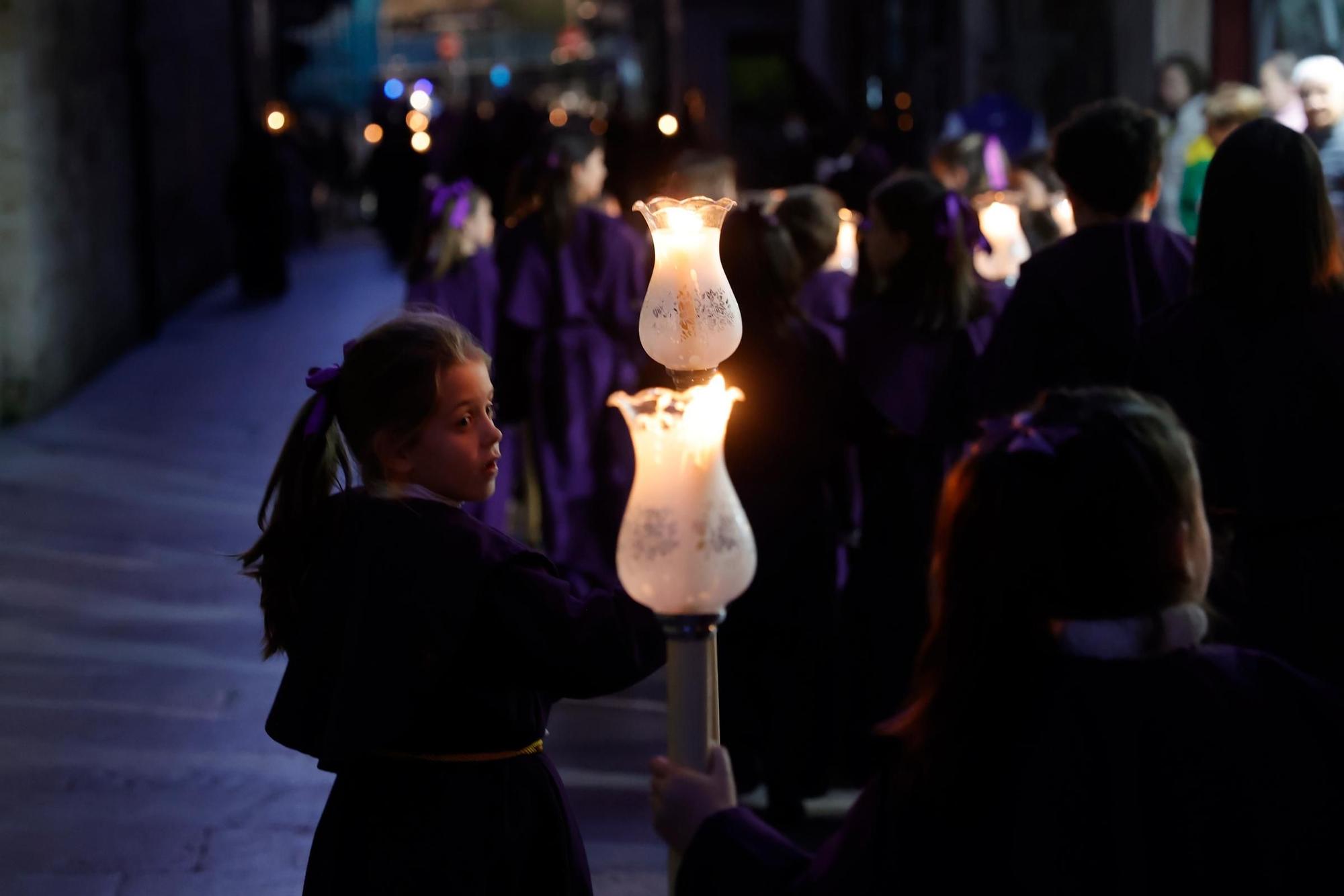 El Señor de Oviedo atrae multitudes: mira las fotos de la procesión del Nazareno