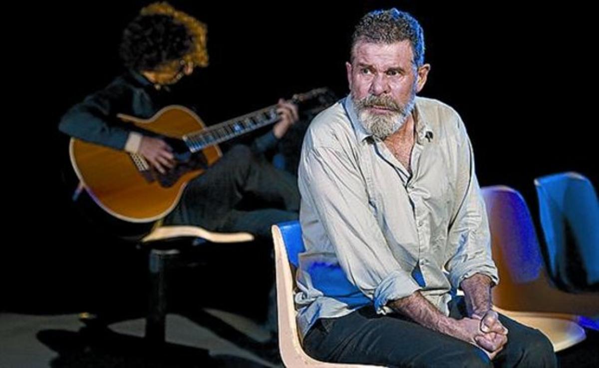 Lluís Soler i, al fons, Eduard Iniesta, paraula i música grandioses.