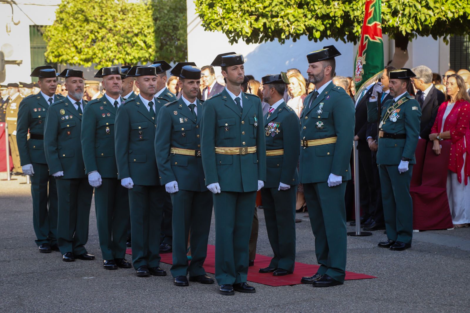 La Guardia Civil celebra con los cordobeses el Día del Pilar