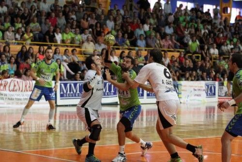 Balonmano: MMT Seguros - Helvetia Anaitasuna (25-24)